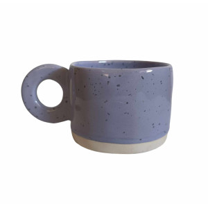 Handmade-mug-with-spots